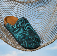 Vivid Blue Motif