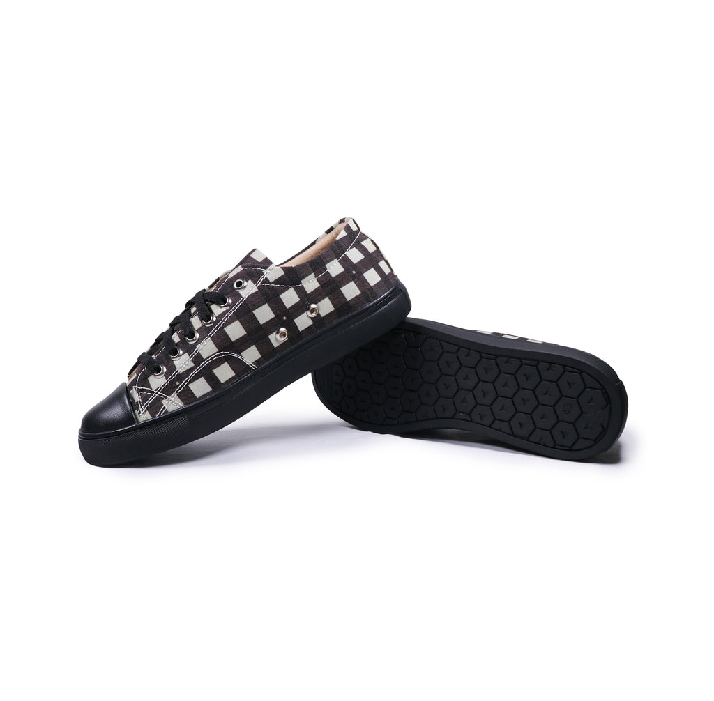 Black Checkers - Men's Low-Top Canvas Sneaker