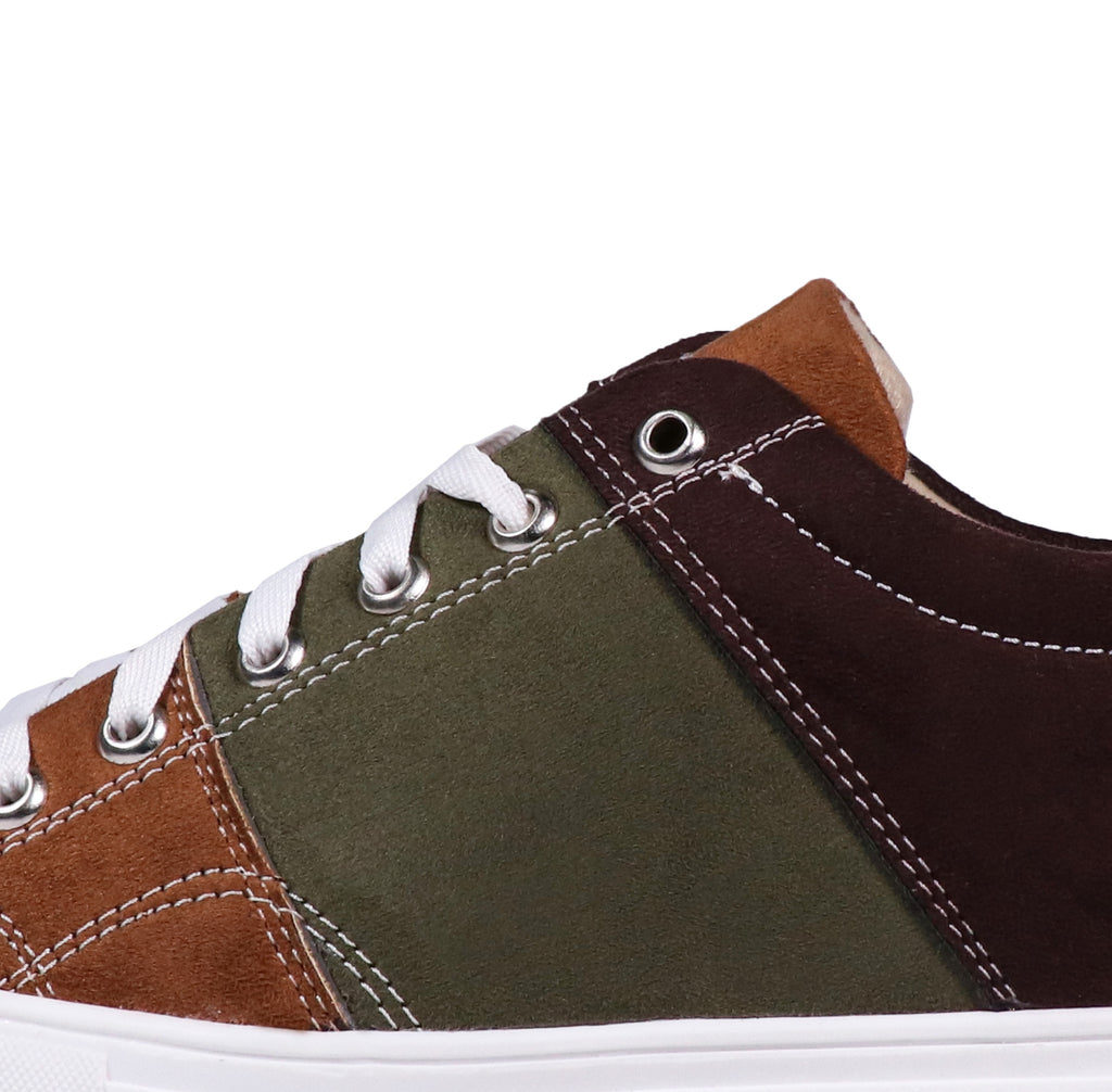 Tan Trail - Men's Low-Top Suede Canvas Sneaker