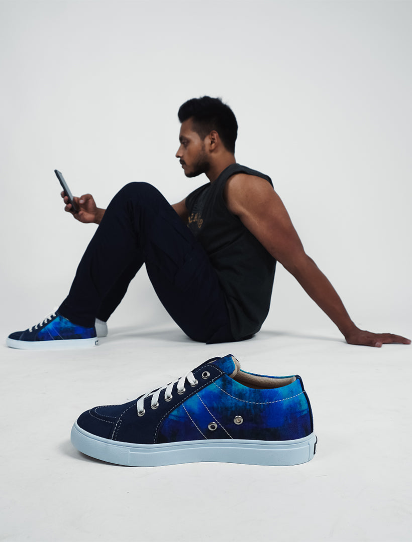 Blue Strokes - Men's Low-Top Suede Canvas Sneaker