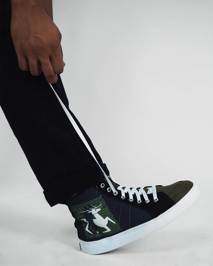 Deer Art - Men's High-Top Suede Canvas Sneaker