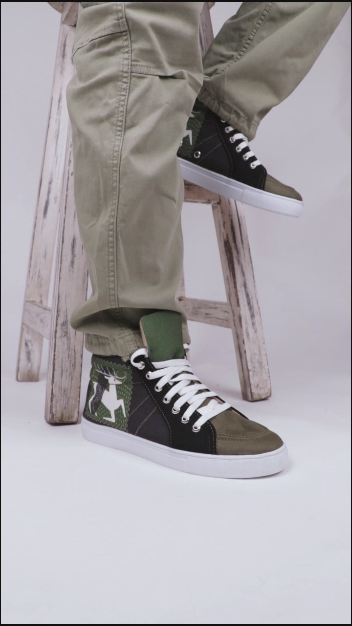 Deer Art - Men's High-Top Suede Canvas Sneaker